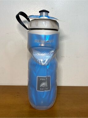 Polar Bottle Insulated 20 oz Water BPA-Free Cycling Sports Blue Push Cap Squeeze